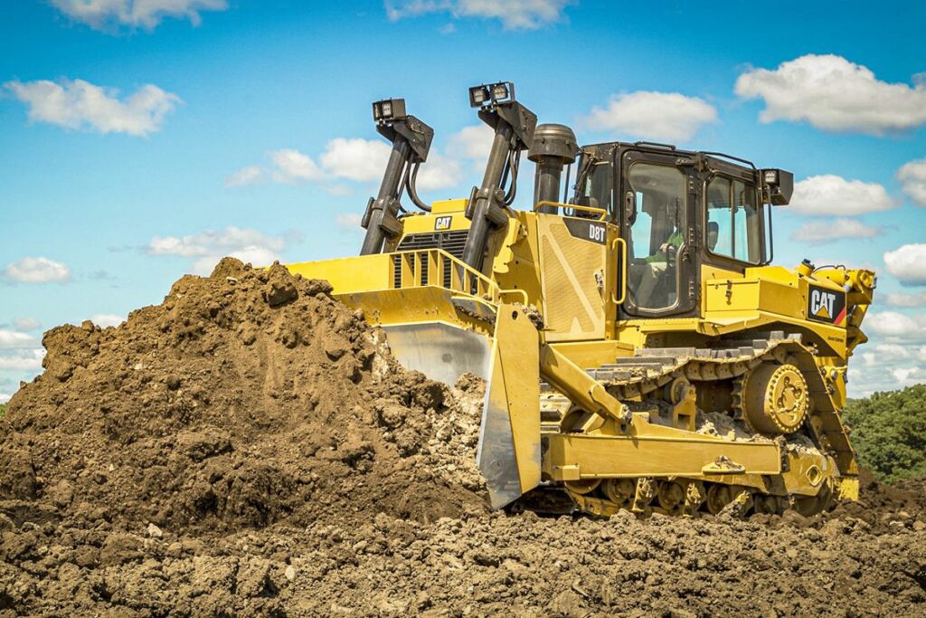 cat heavy hauling equipments
